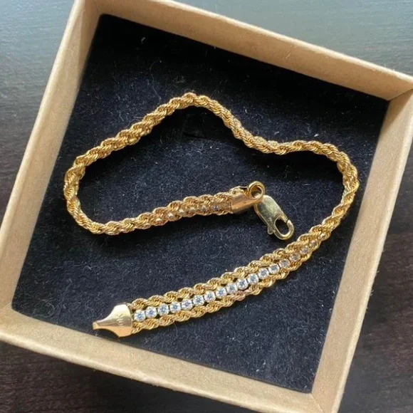 Cubic Zirconia 10 K Gold Bracelet For Women